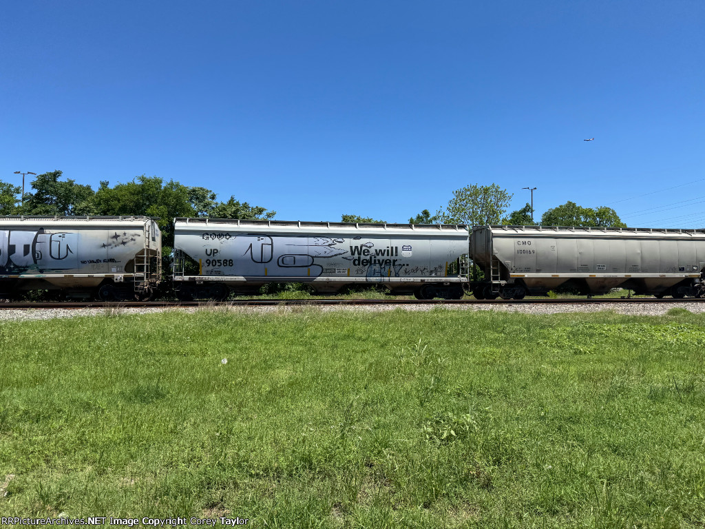 UP 90588